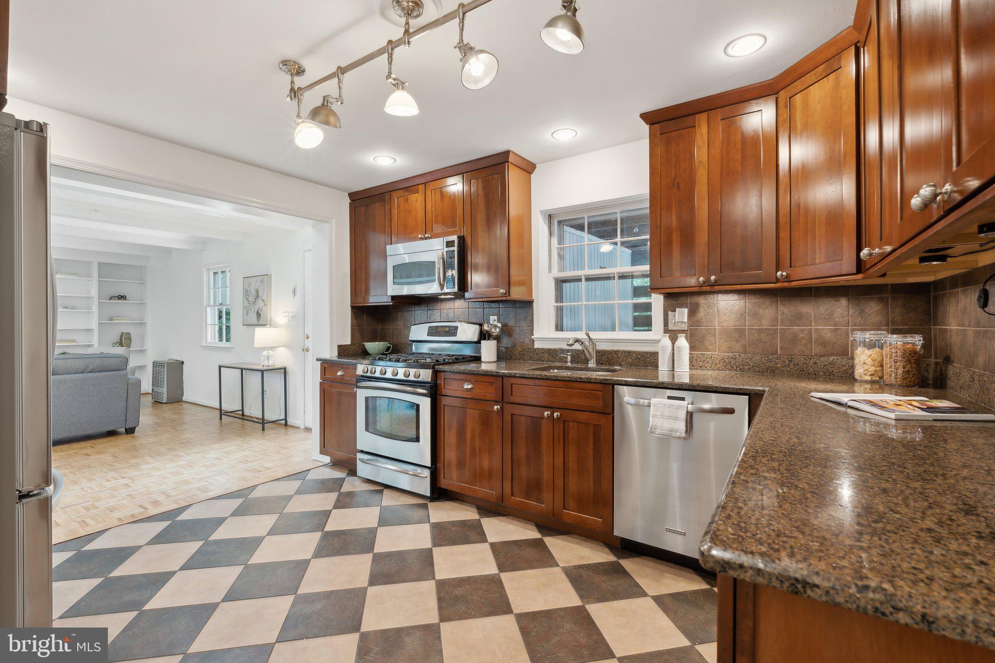 WEST BETHESDA PARK - Residential