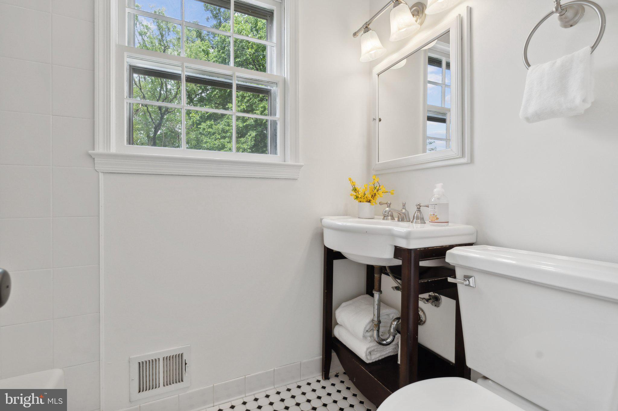 WEST BETHESDA PARK - Residential