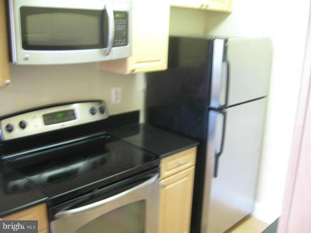 THE FAIRMONT 5601 CONDO - Residential Lease