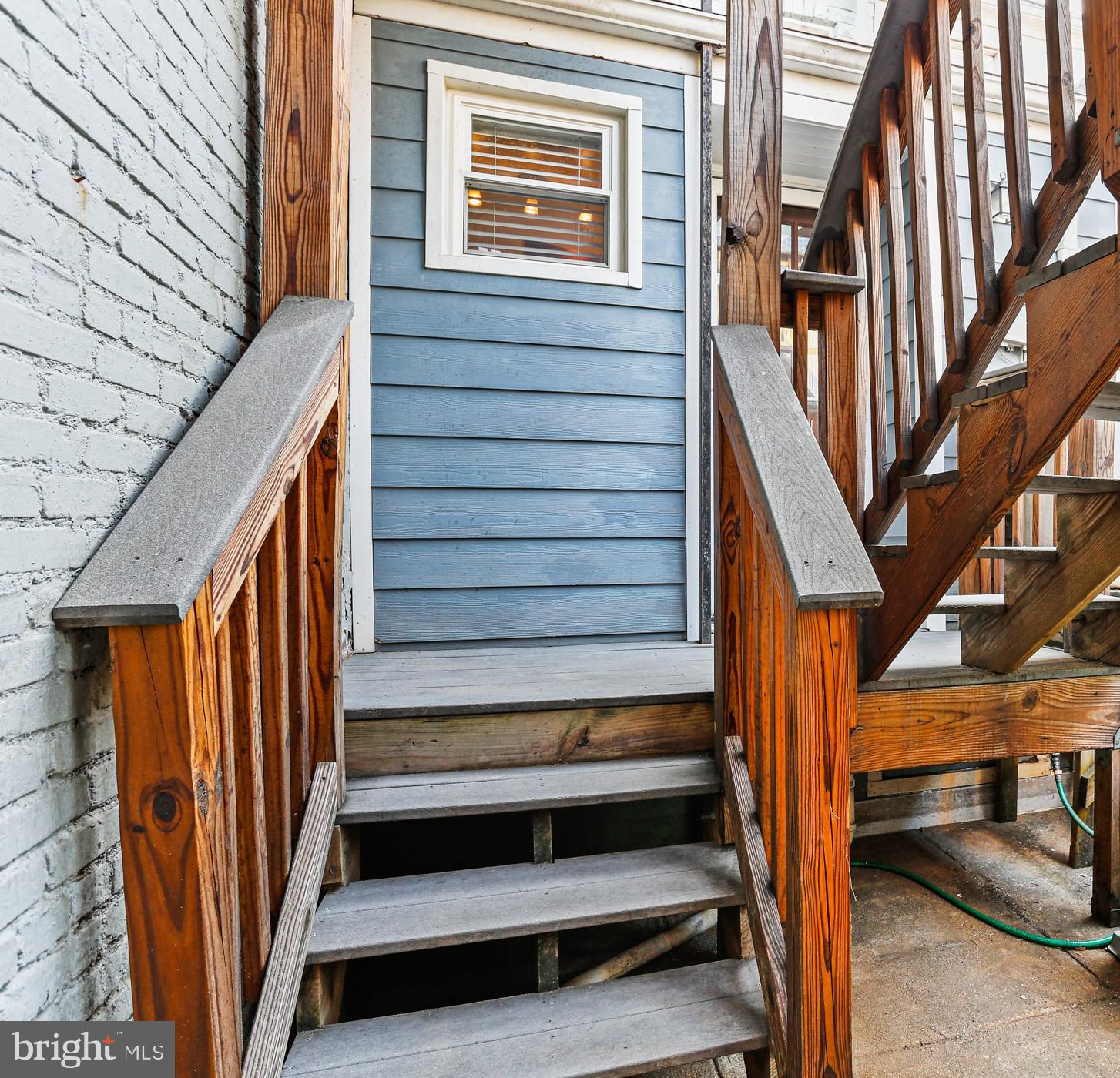 LOCUST POINT - Residential