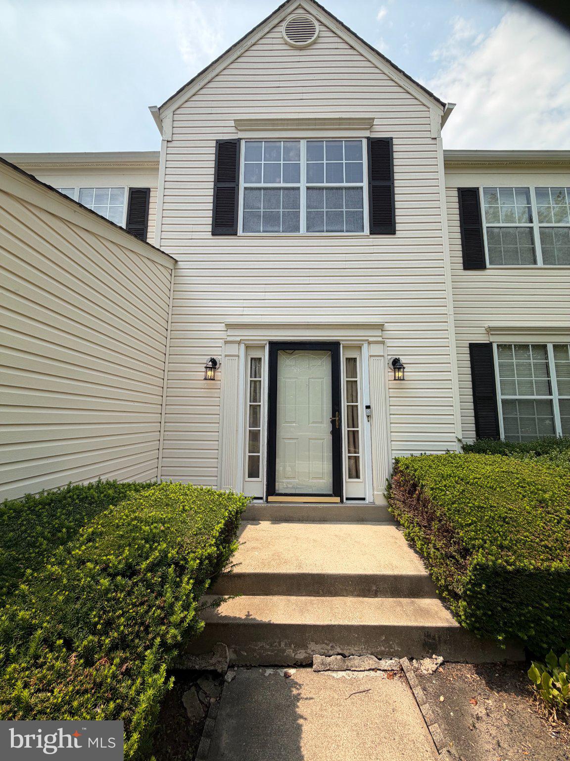 10709 HEATHERLEIGH DRIVE