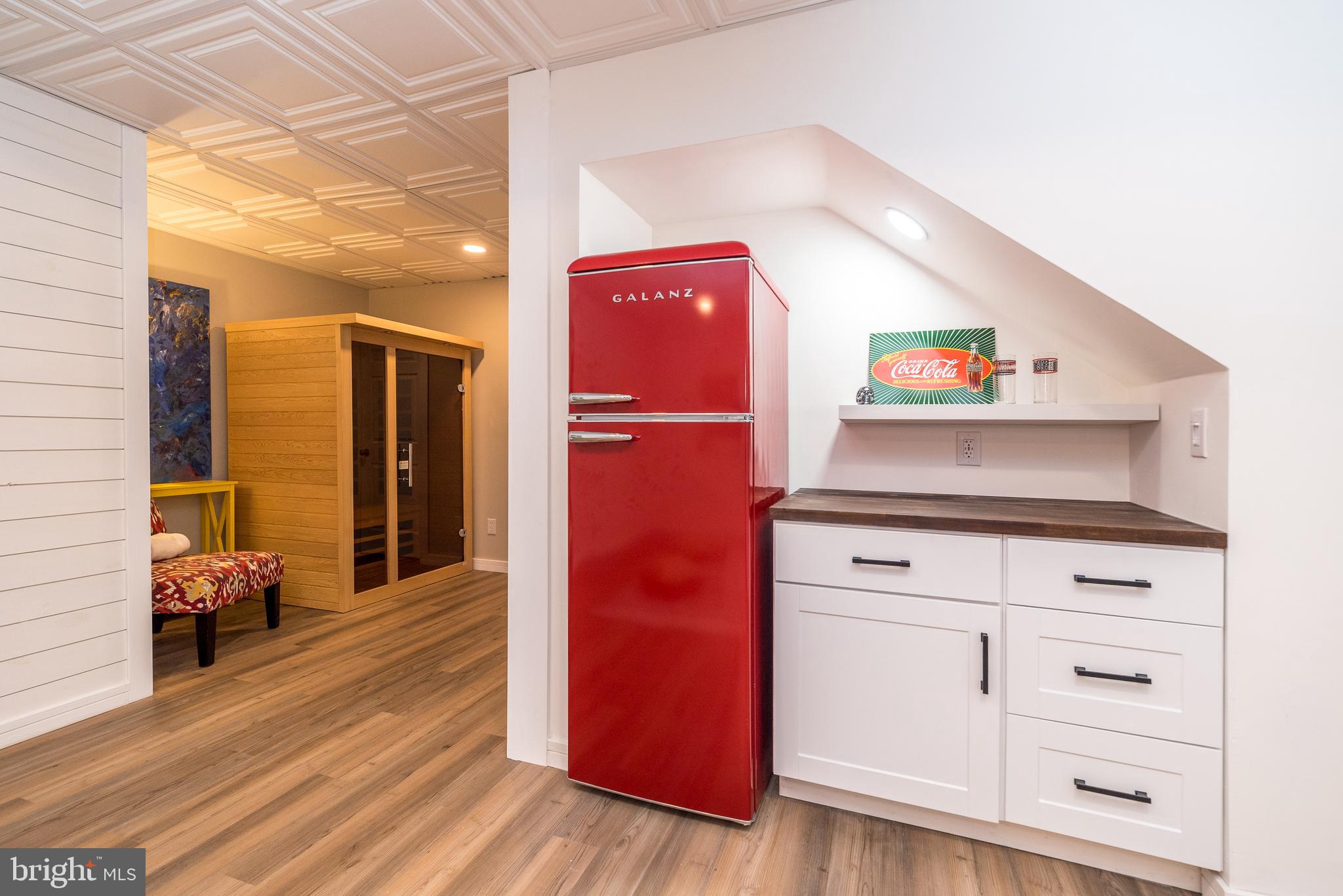 YARDLEY WALK - Residential