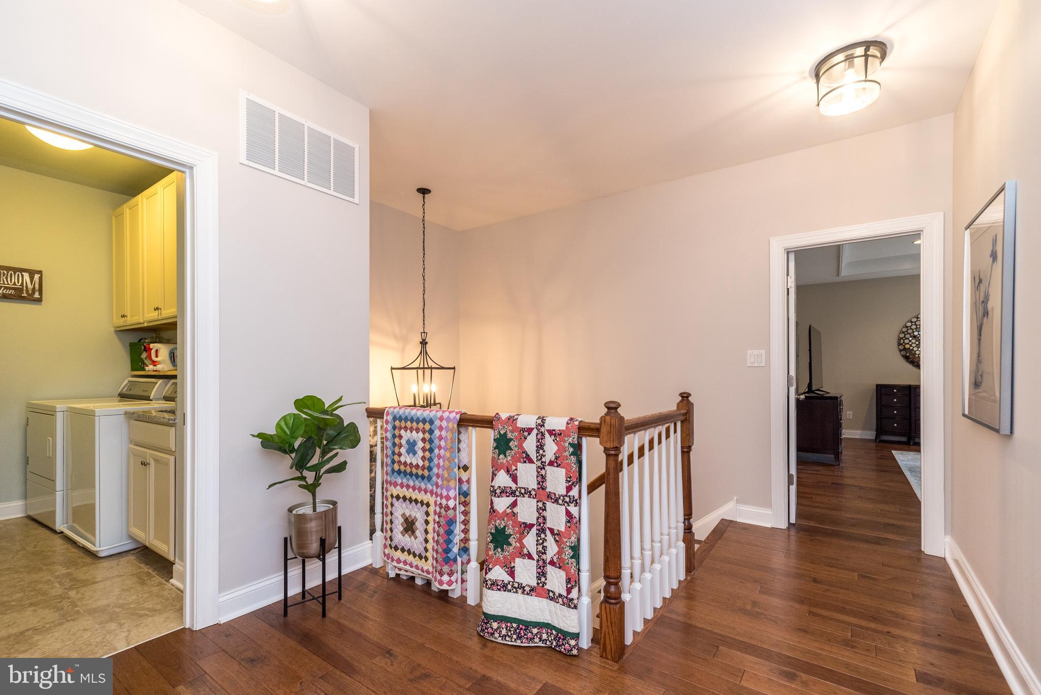 YARDLEY WALK - Residential