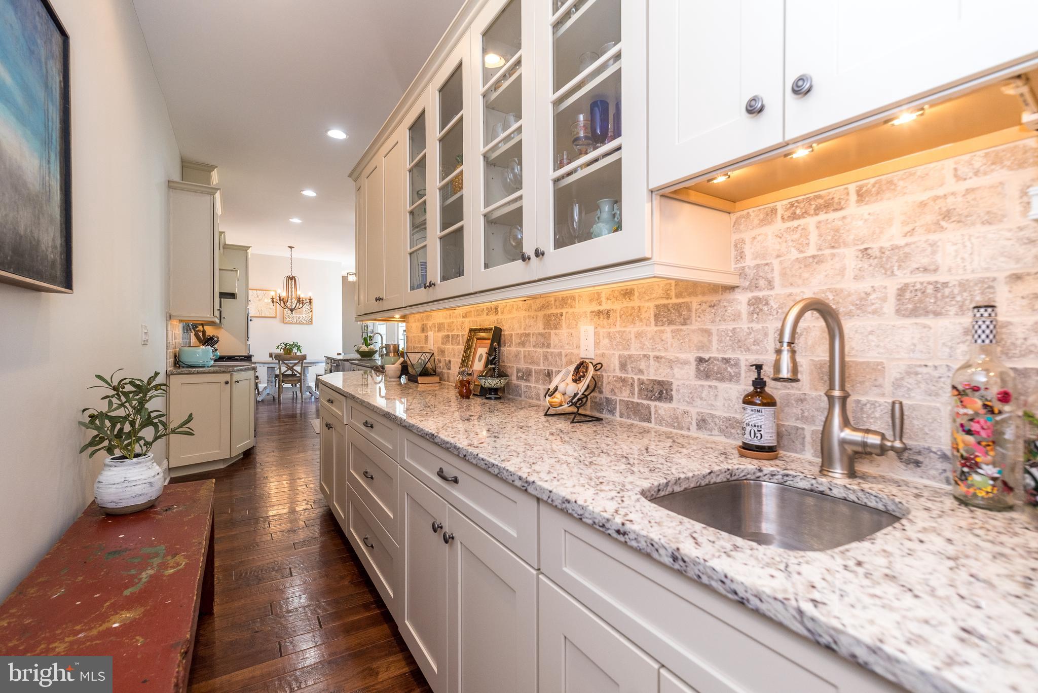 YARDLEY WALK - Residential