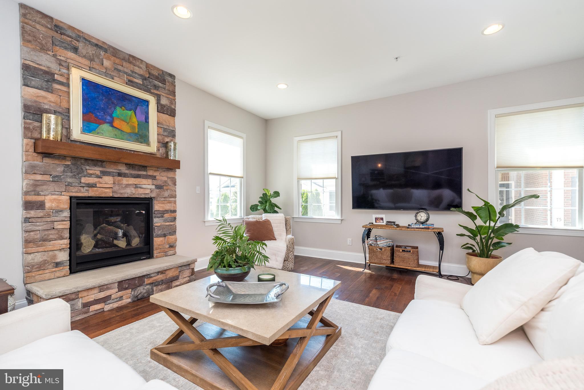 YARDLEY WALK - Residential