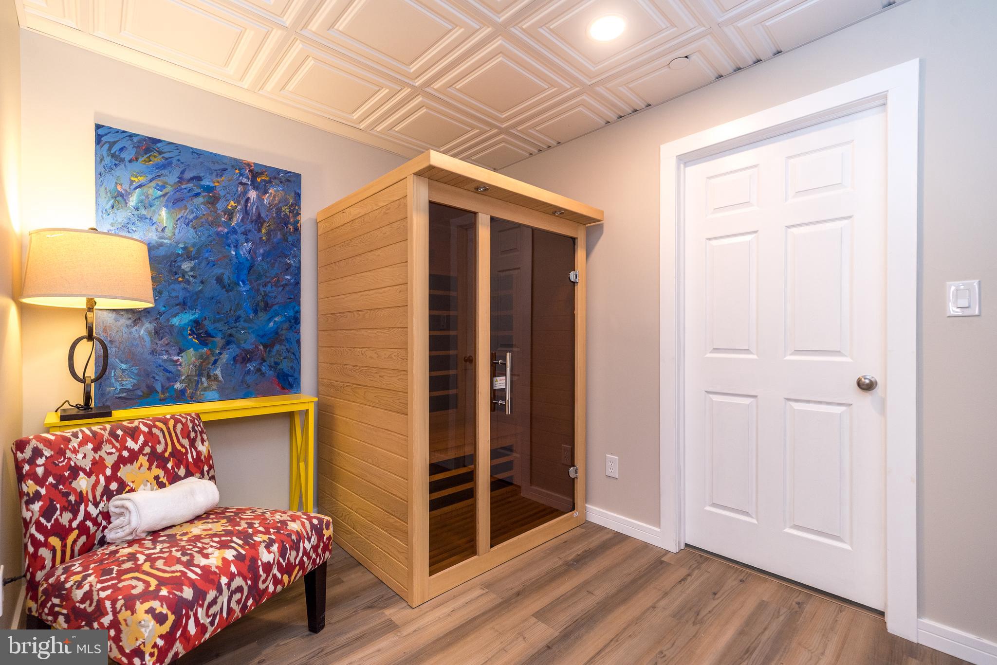 YARDLEY WALK - Residential