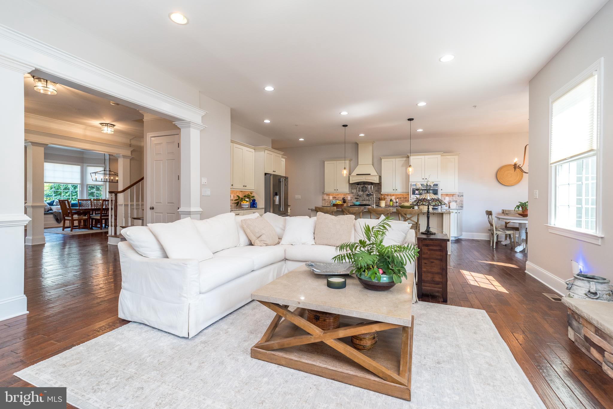 YARDLEY WALK - Residential