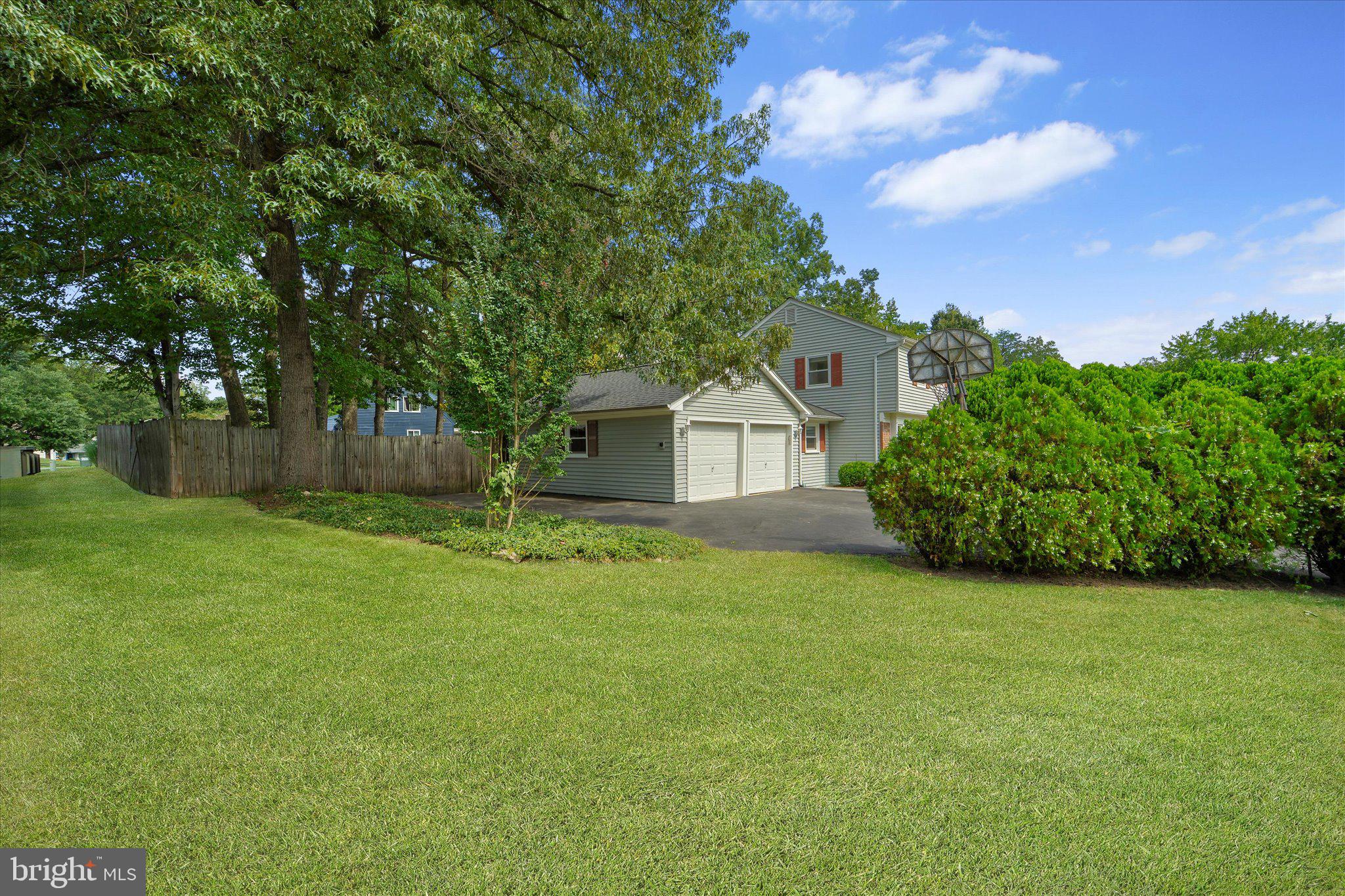 6903 SPELMAN DRIVE