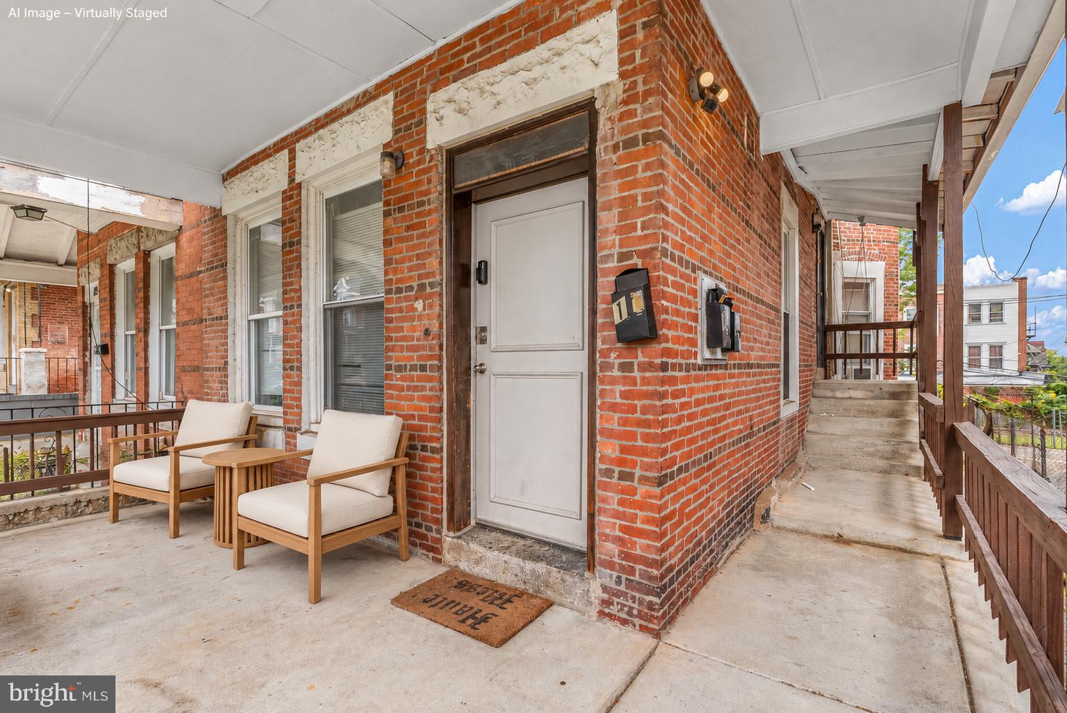 817 WYNNEWOOD ROAD