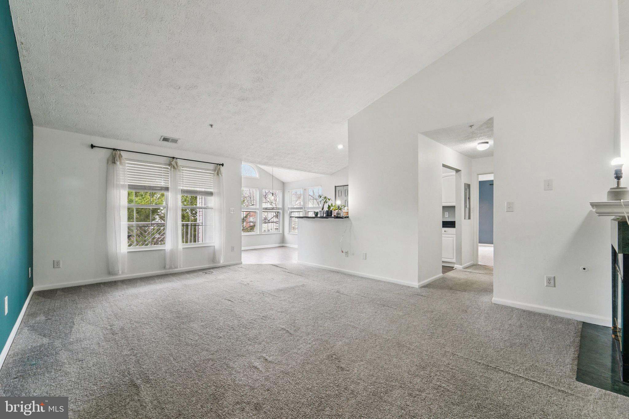 PINEY ORCHARD - Residential