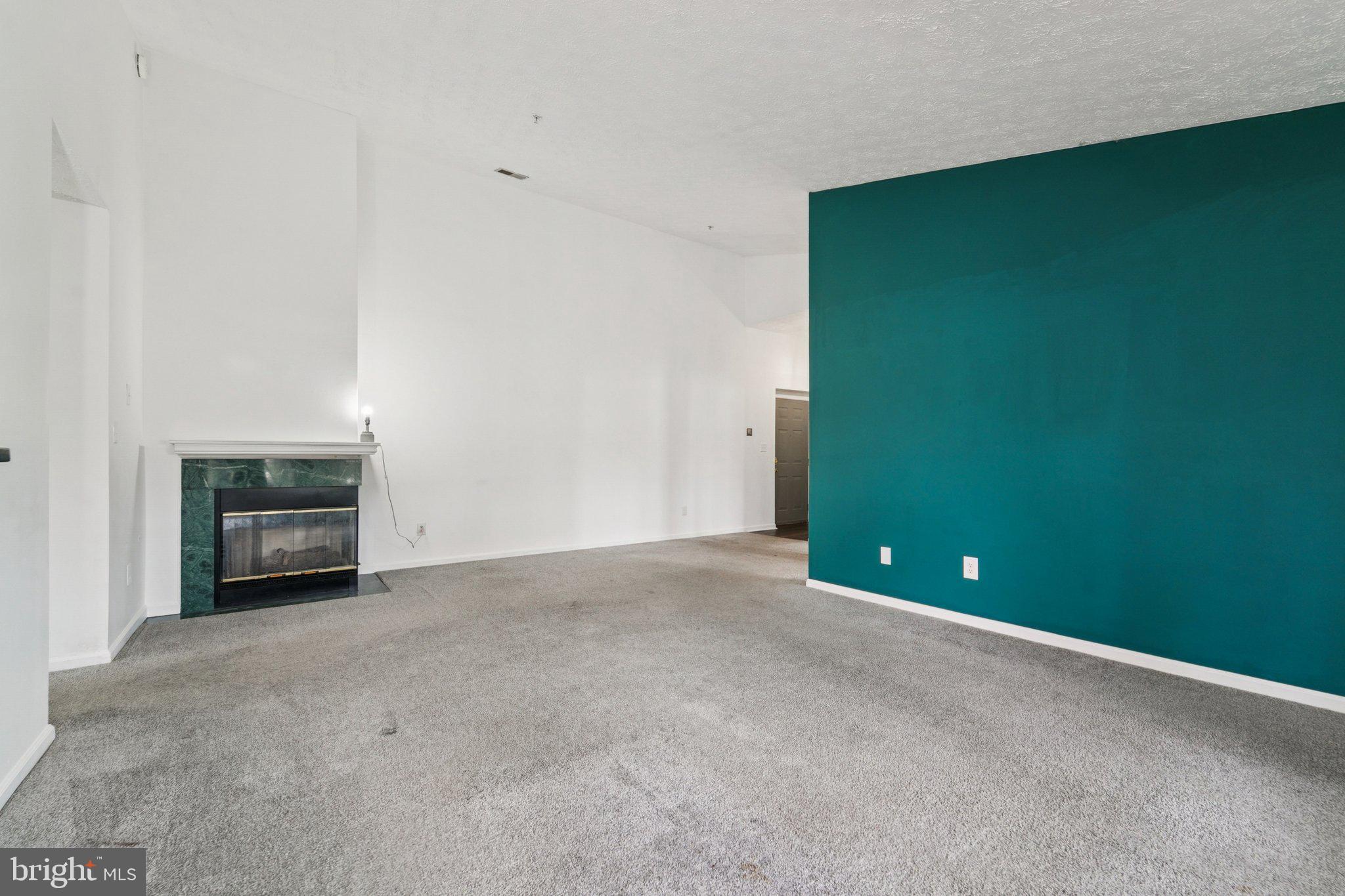 PINEY ORCHARD - Residential