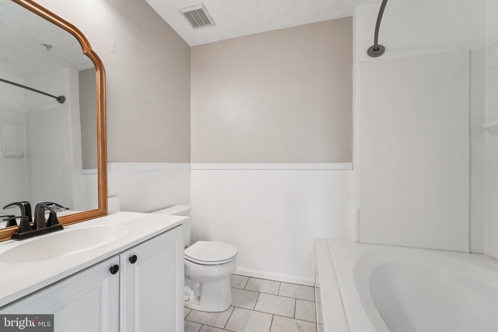 PINEY ORCHARD - Residential