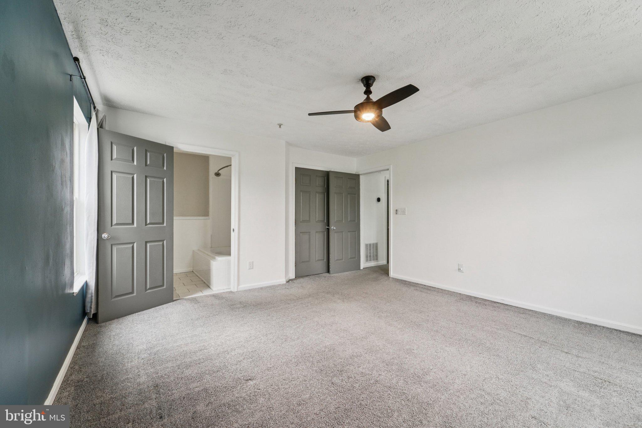 PINEY ORCHARD - Residential