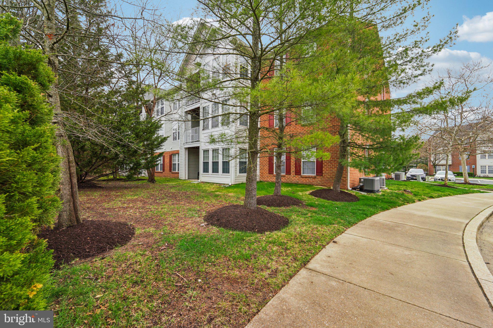 PINEY ORCHARD - Residential