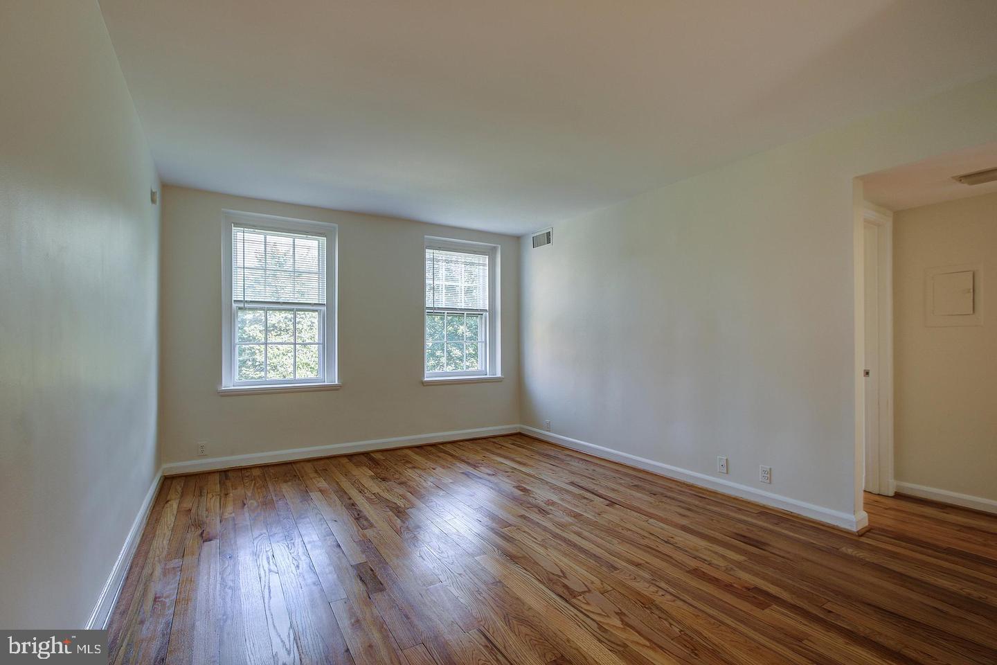 3872 PORTER STREET NW D358