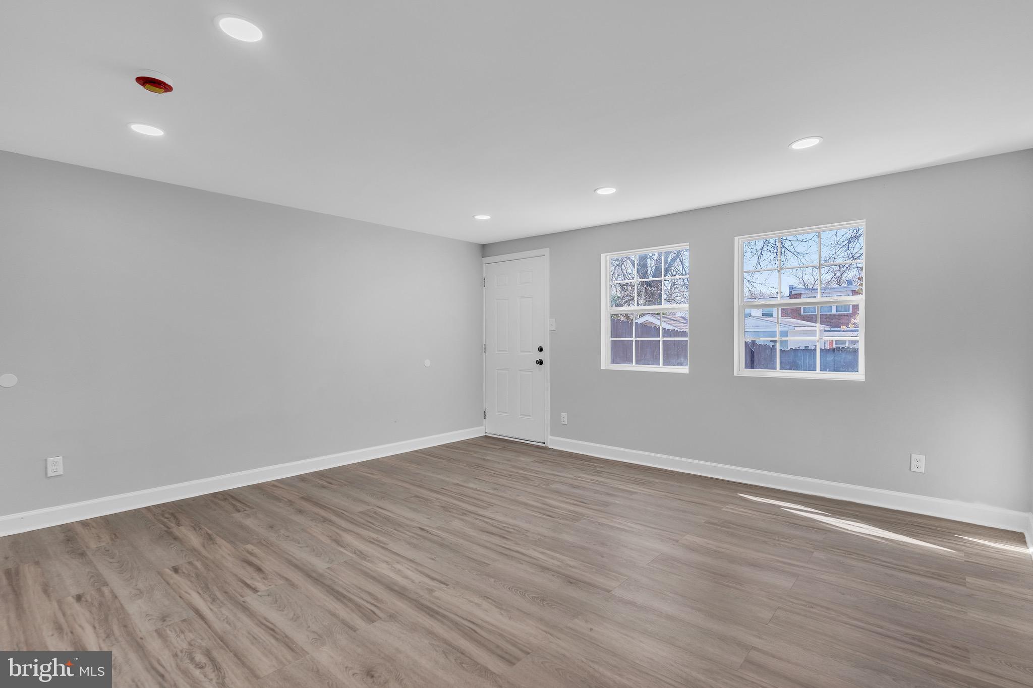 RIVERVIEW - Residential