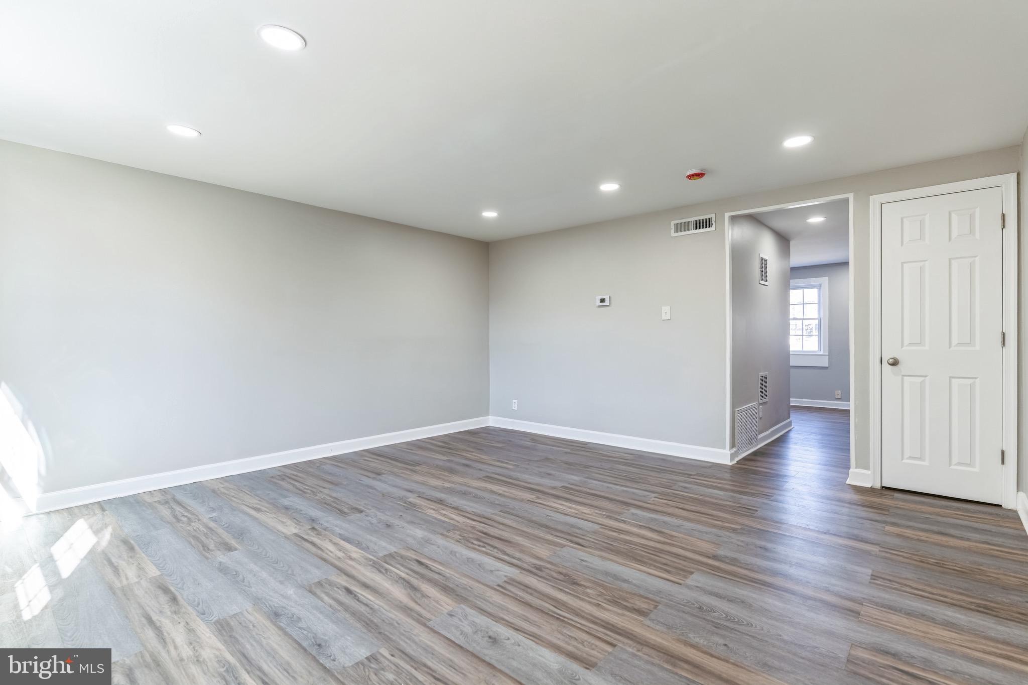 RIVERVIEW - Residential