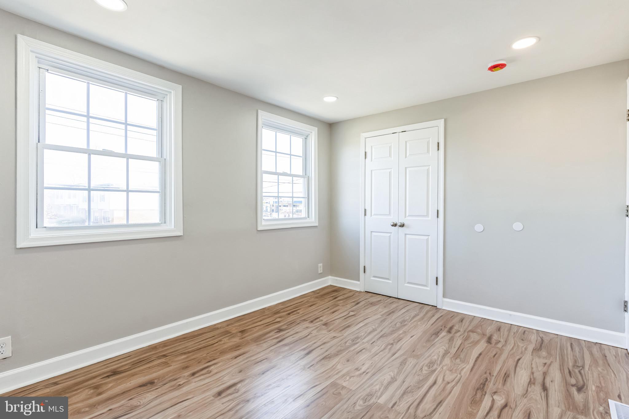 RIVERVIEW - Residential