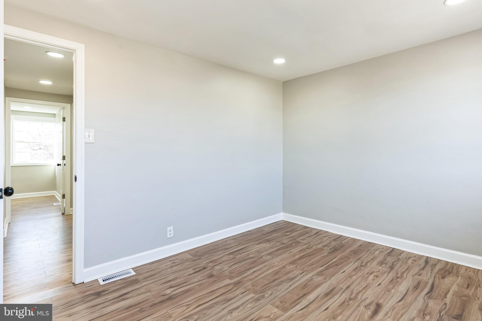 RIVERVIEW - Residential