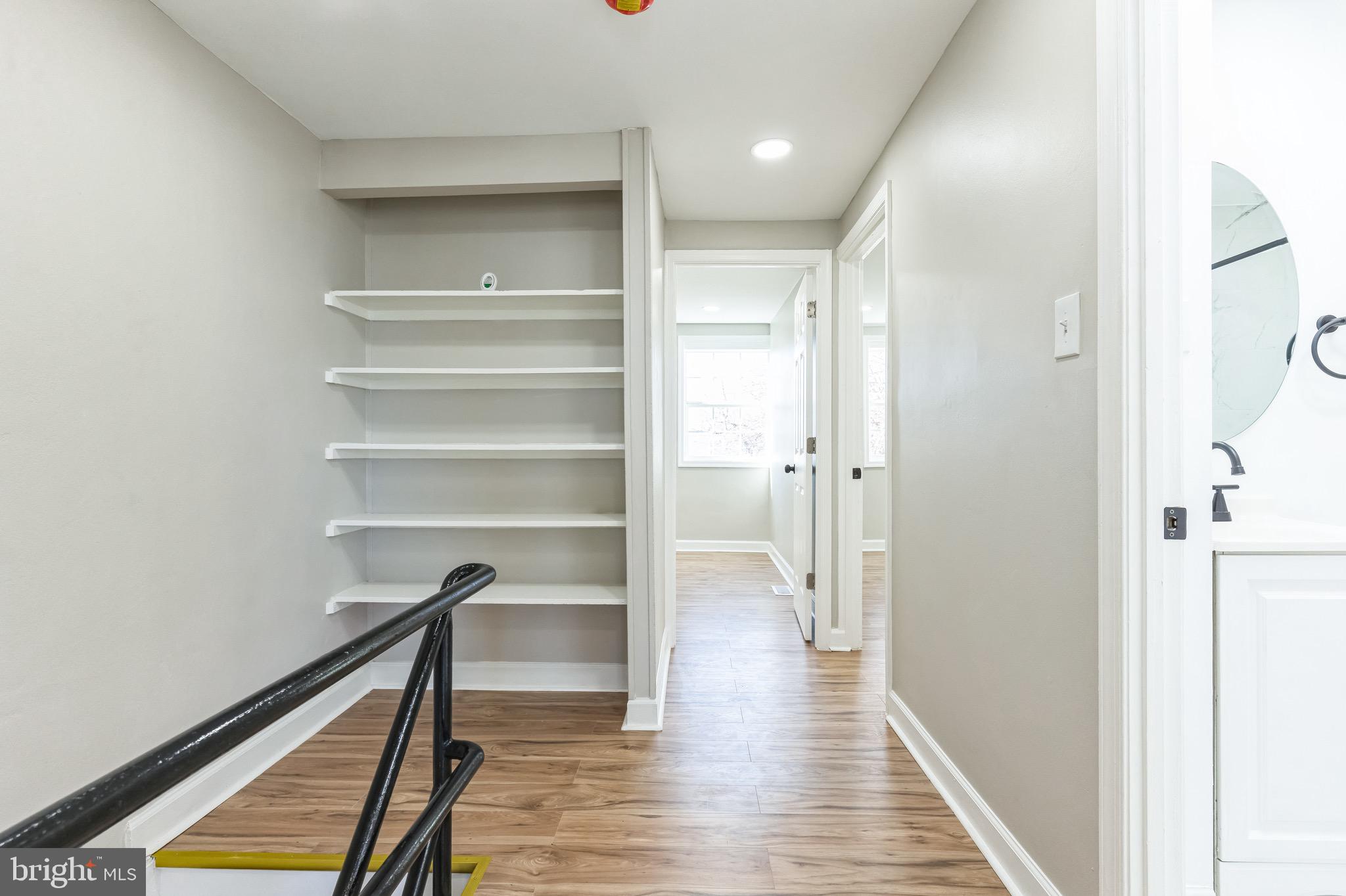 RIVERVIEW - Residential