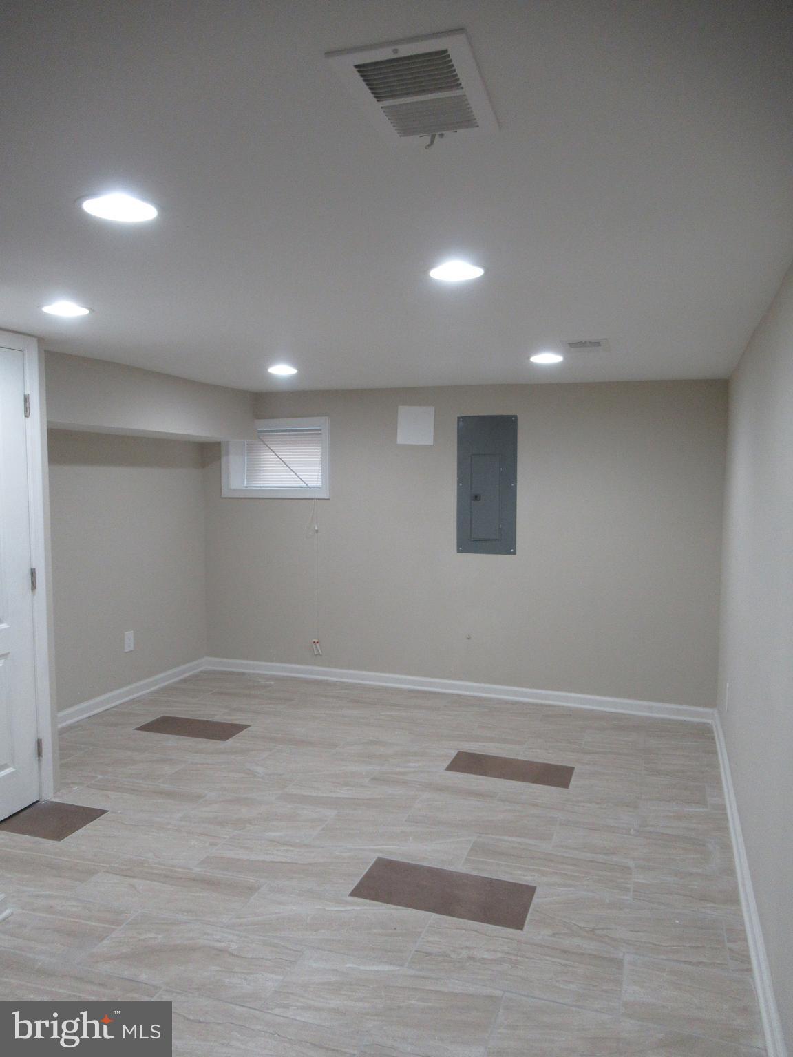 PATTERSON PARK - Residential Lease