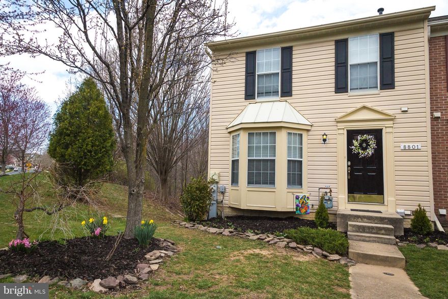 Lovely End unit Townhome located in sought after Community of Wyndemere. Large Livingroom,Hardwoods Flrs,Updated Kitchen,Relax in your Morningrm to the Beautiful Deck with Gazebo,Finished Lower Level Familyrm w/ Walk out,Vaulted Ceilings.Gorgeous Wooded View,New Roof !!, A Lovely Home to Show.Good Commutes to Wash DC,Batimore & Ft Meade.