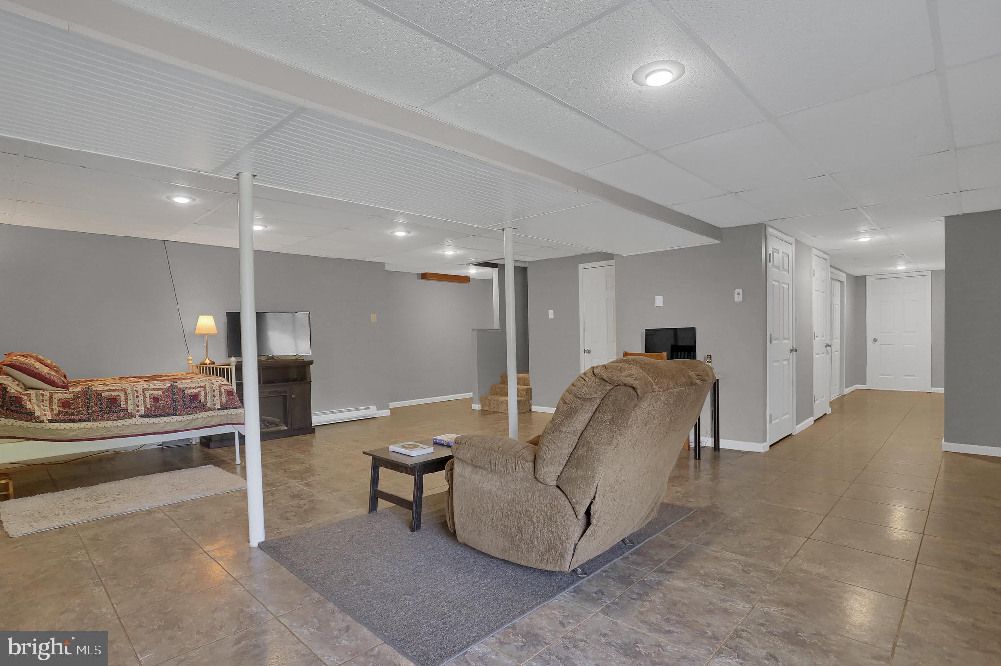 MISTY ACRES - Residential