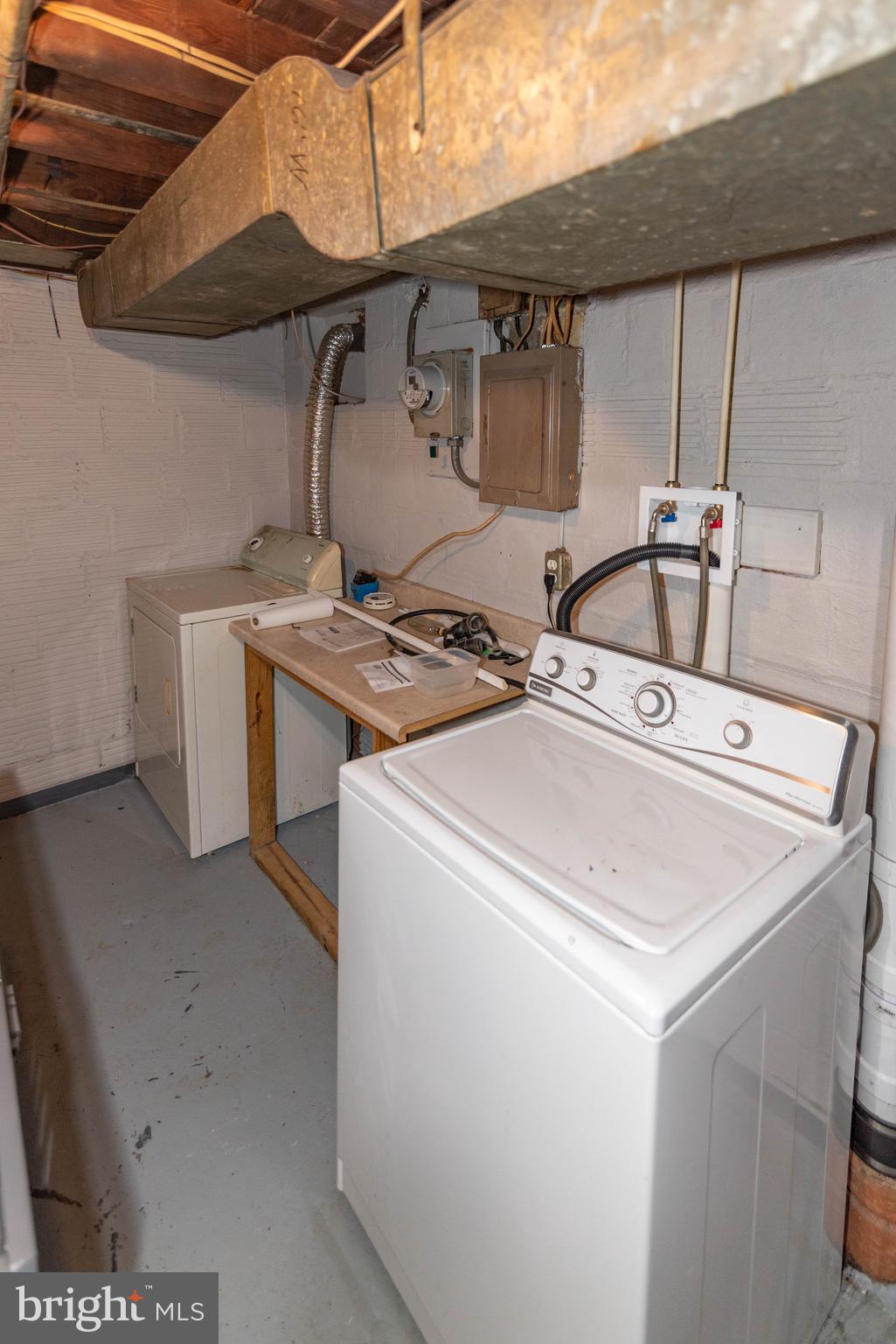 ARUNDEL VILLAGE - Residential