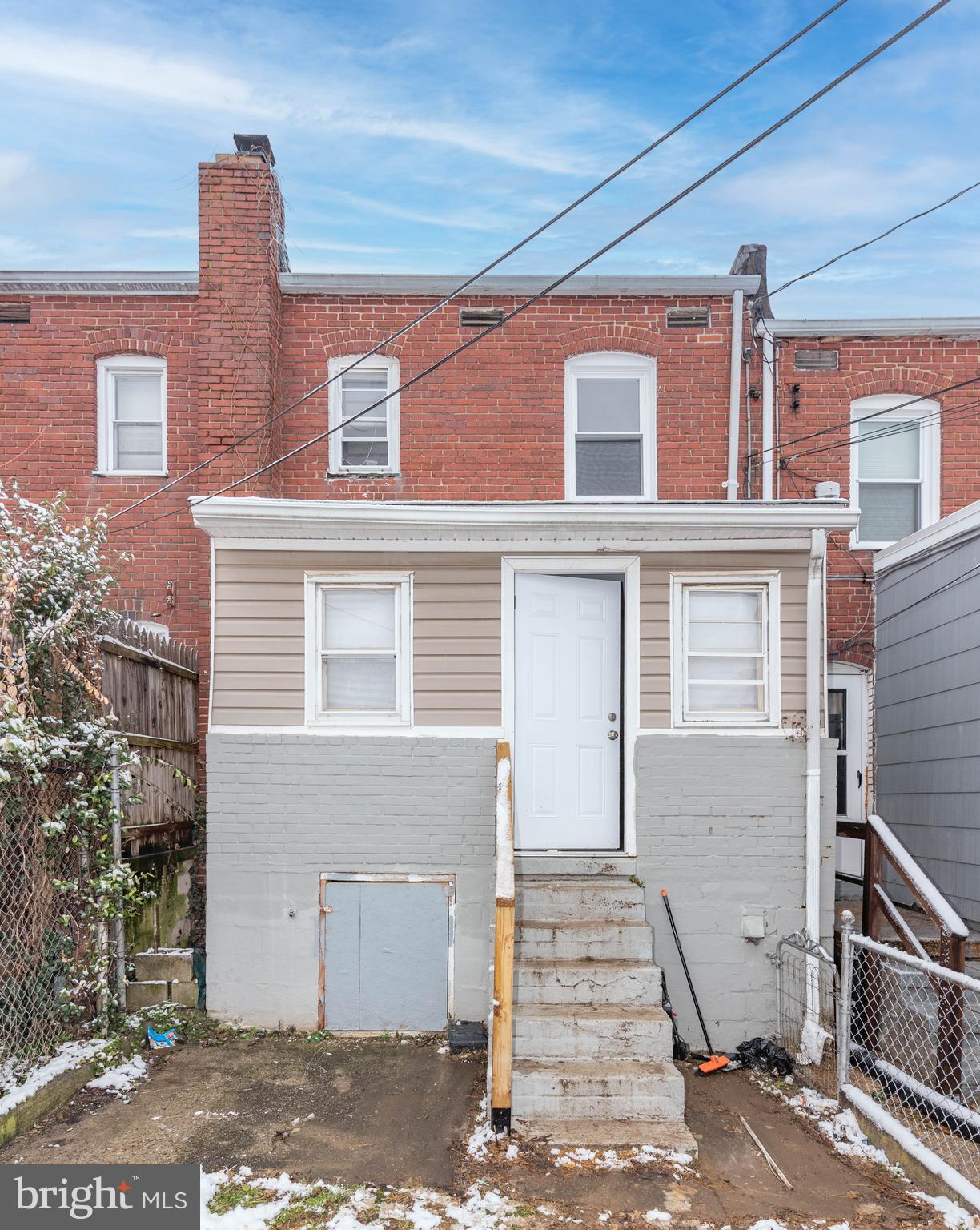 ARUNDEL VILLAGE - Residential