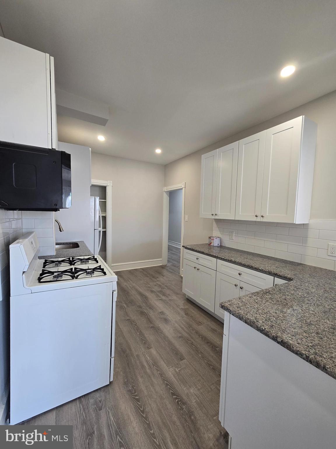 MANAYUNK - Residential Lease