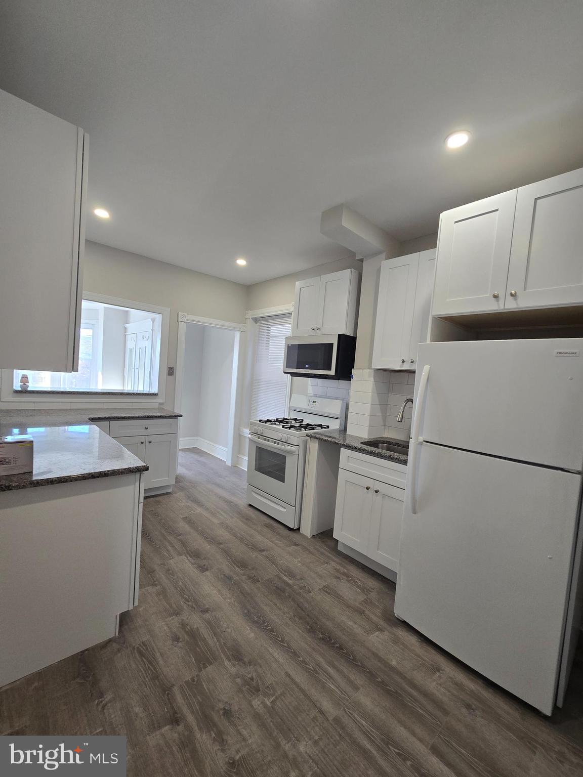 MANAYUNK - Residential Lease