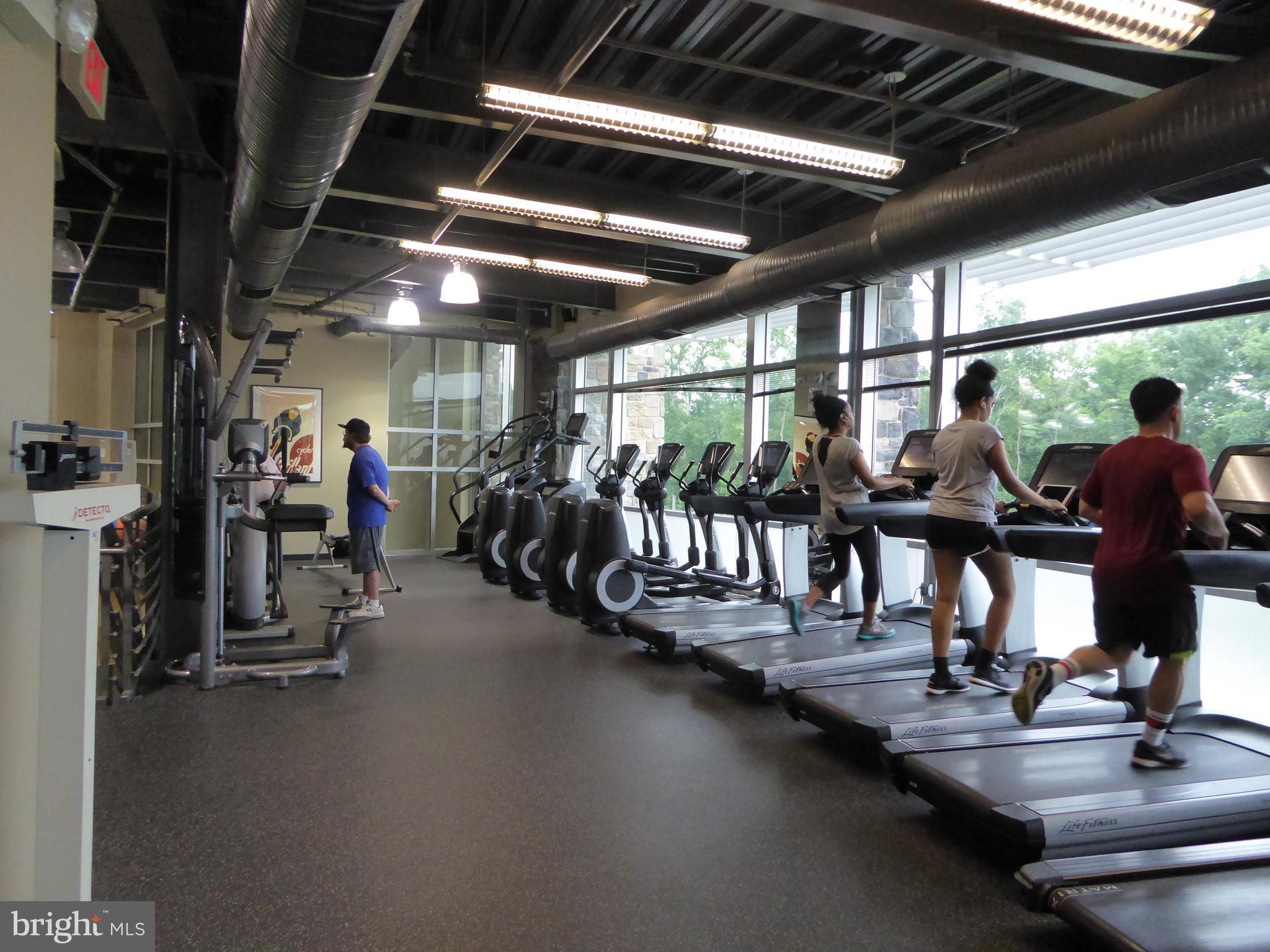 POTOMAC CLUB - Residential