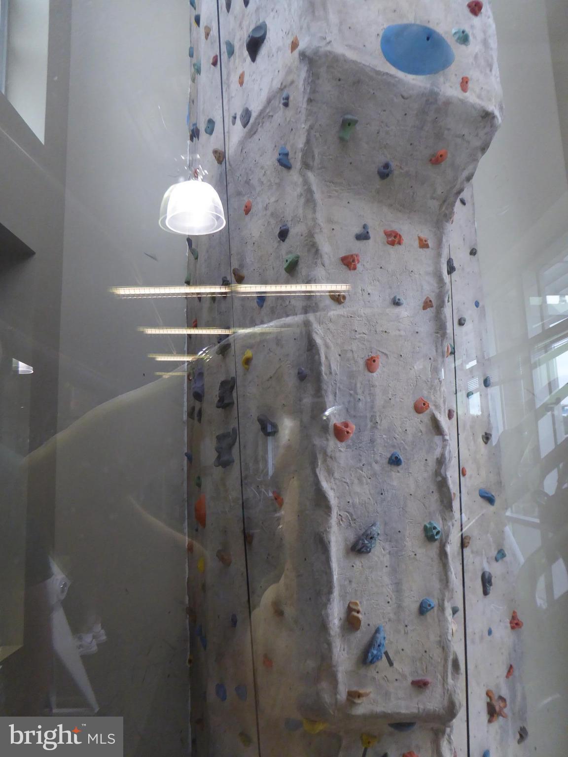 POTOMAC CLUB - Residential