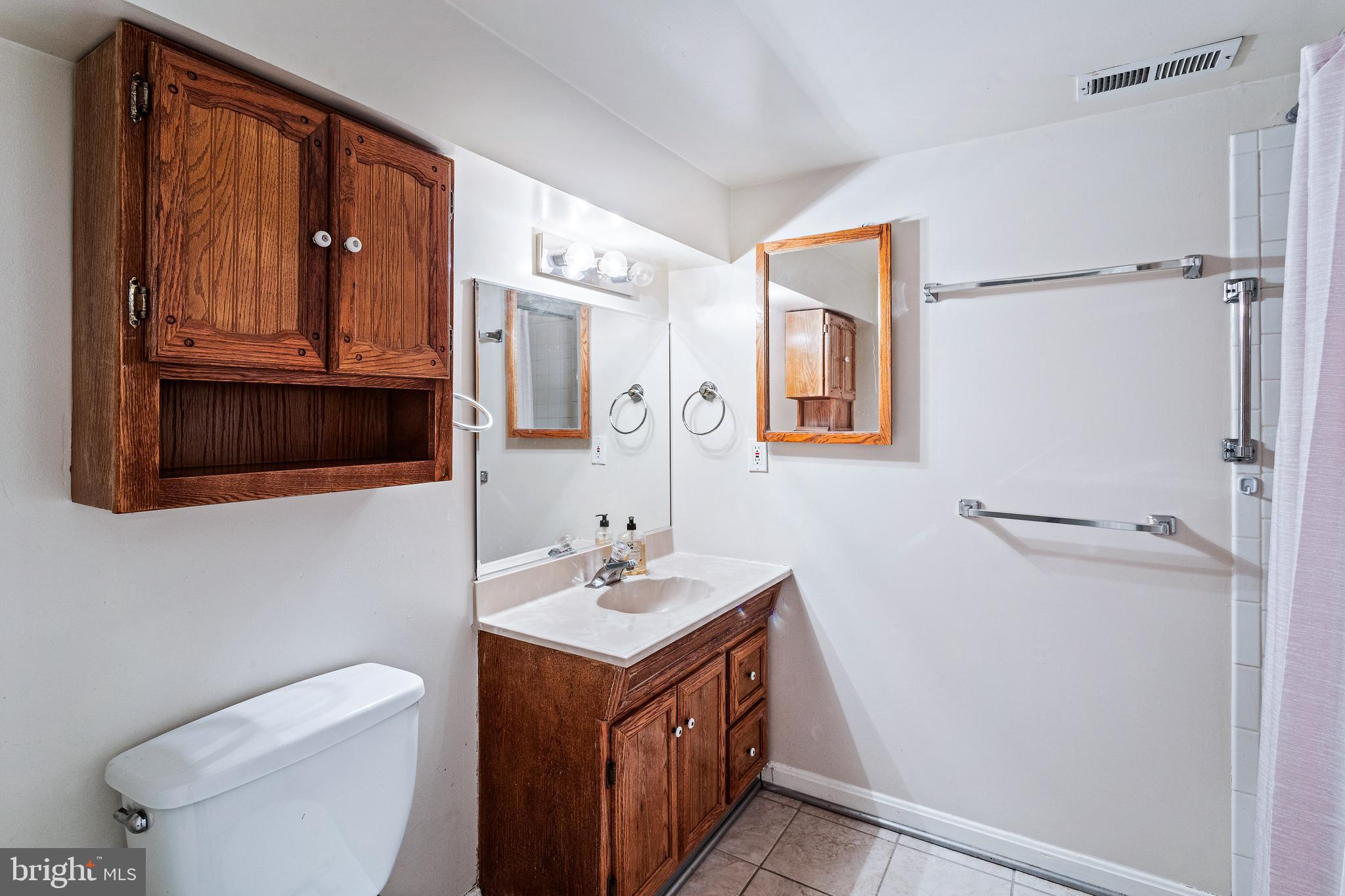 FAIRFAX STATION - Residential