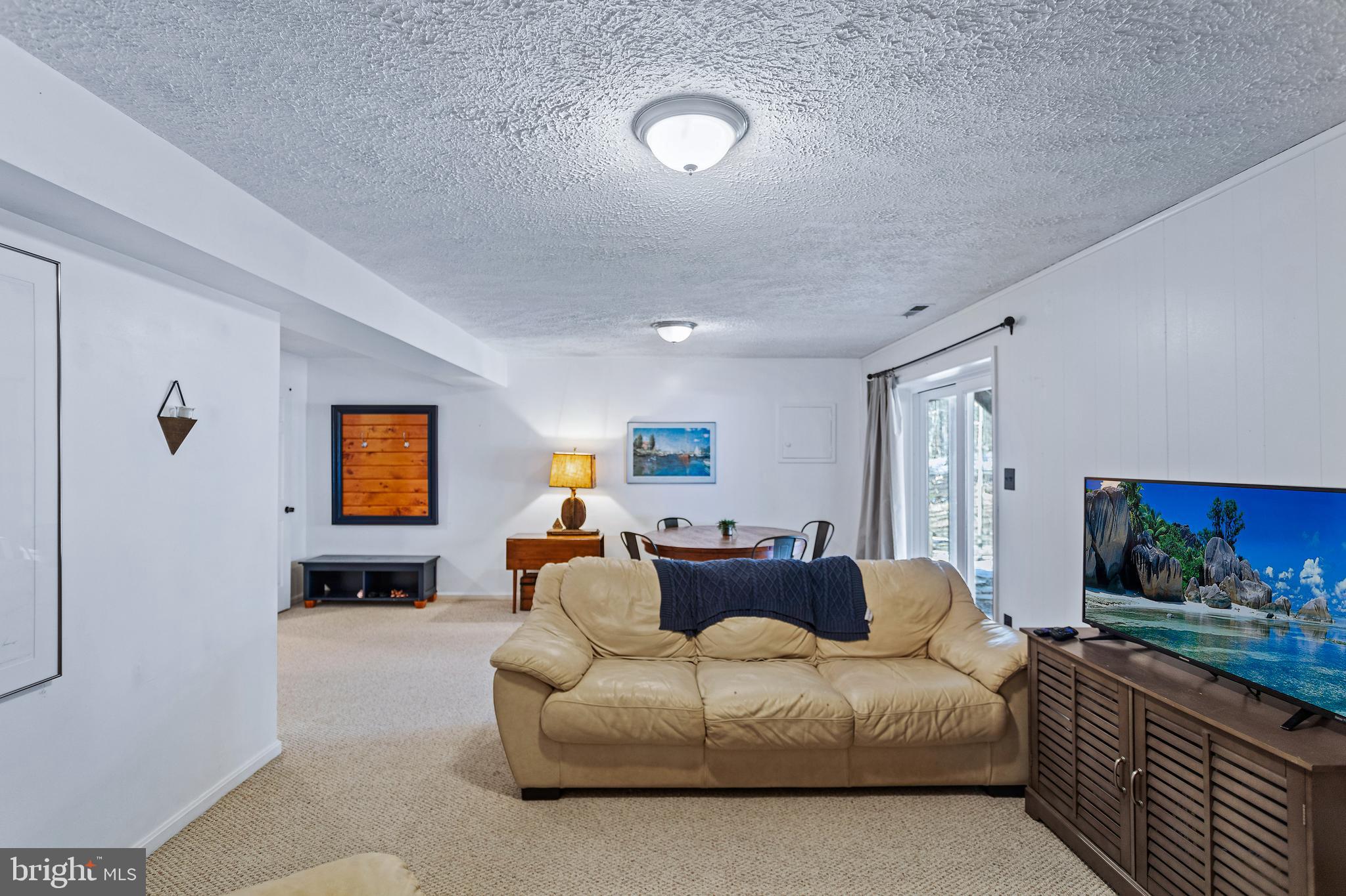 FAIRFAX STATION - Residential