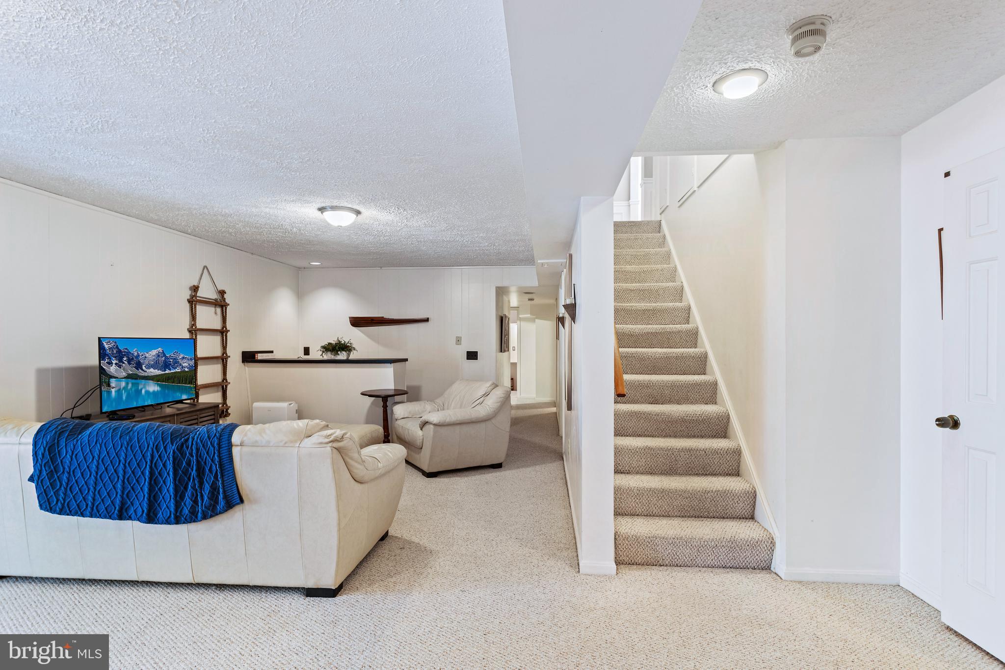 FAIRFAX STATION - Residential