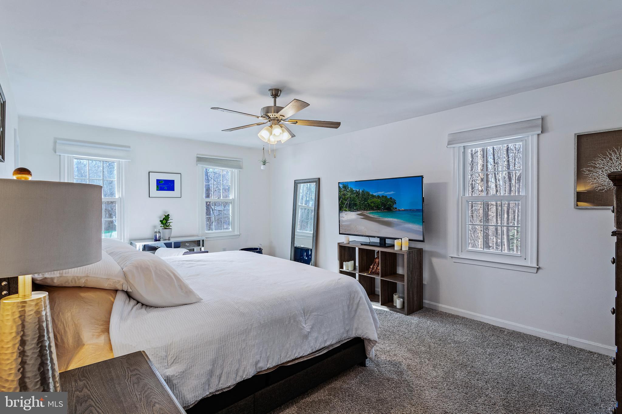 FAIRFAX STATION - Residential