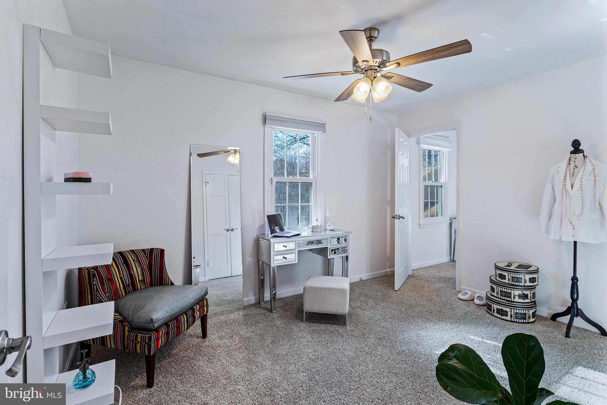 FAIRFAX STATION - Residential