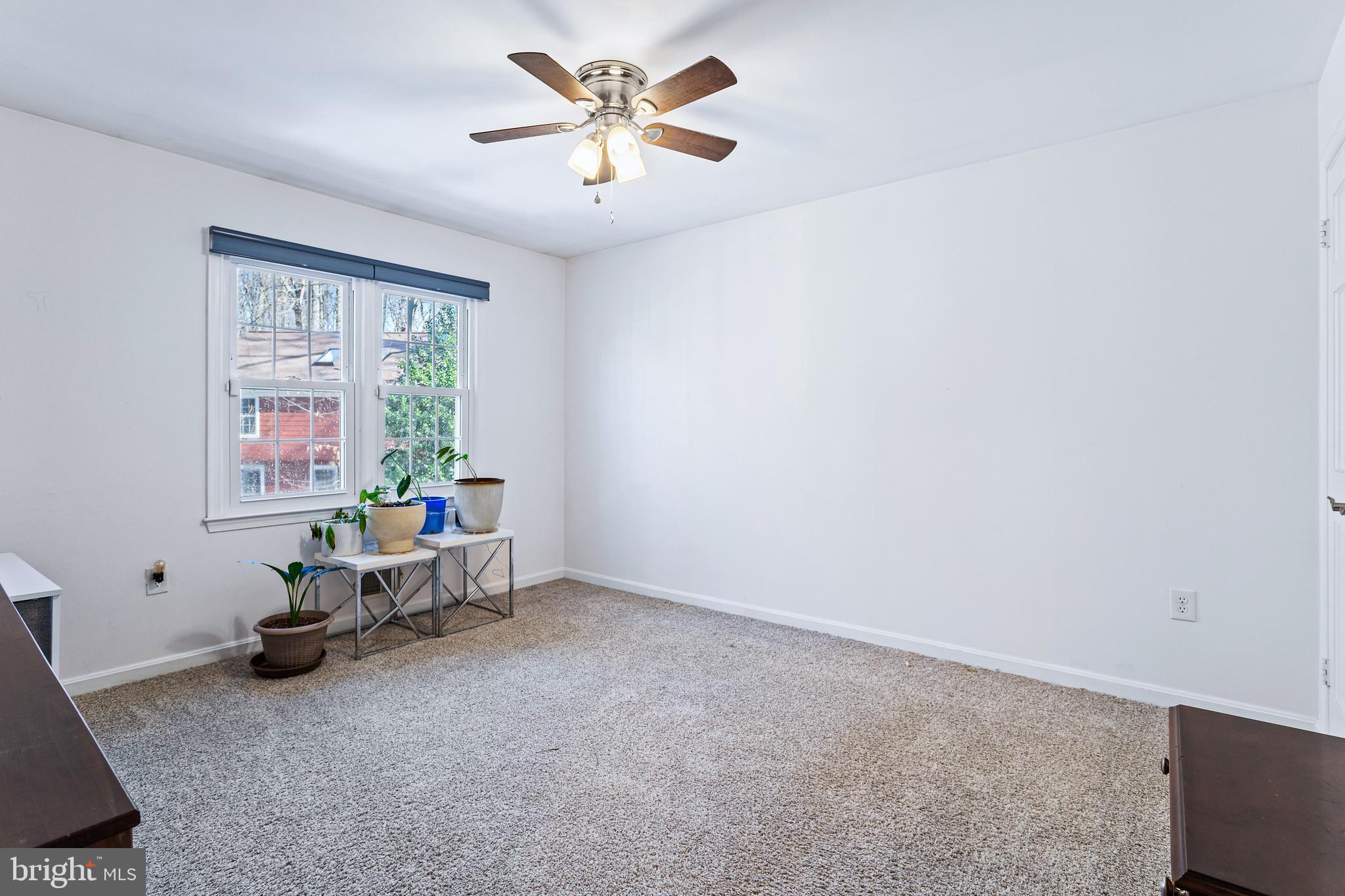 FAIRFAX STATION - Residential