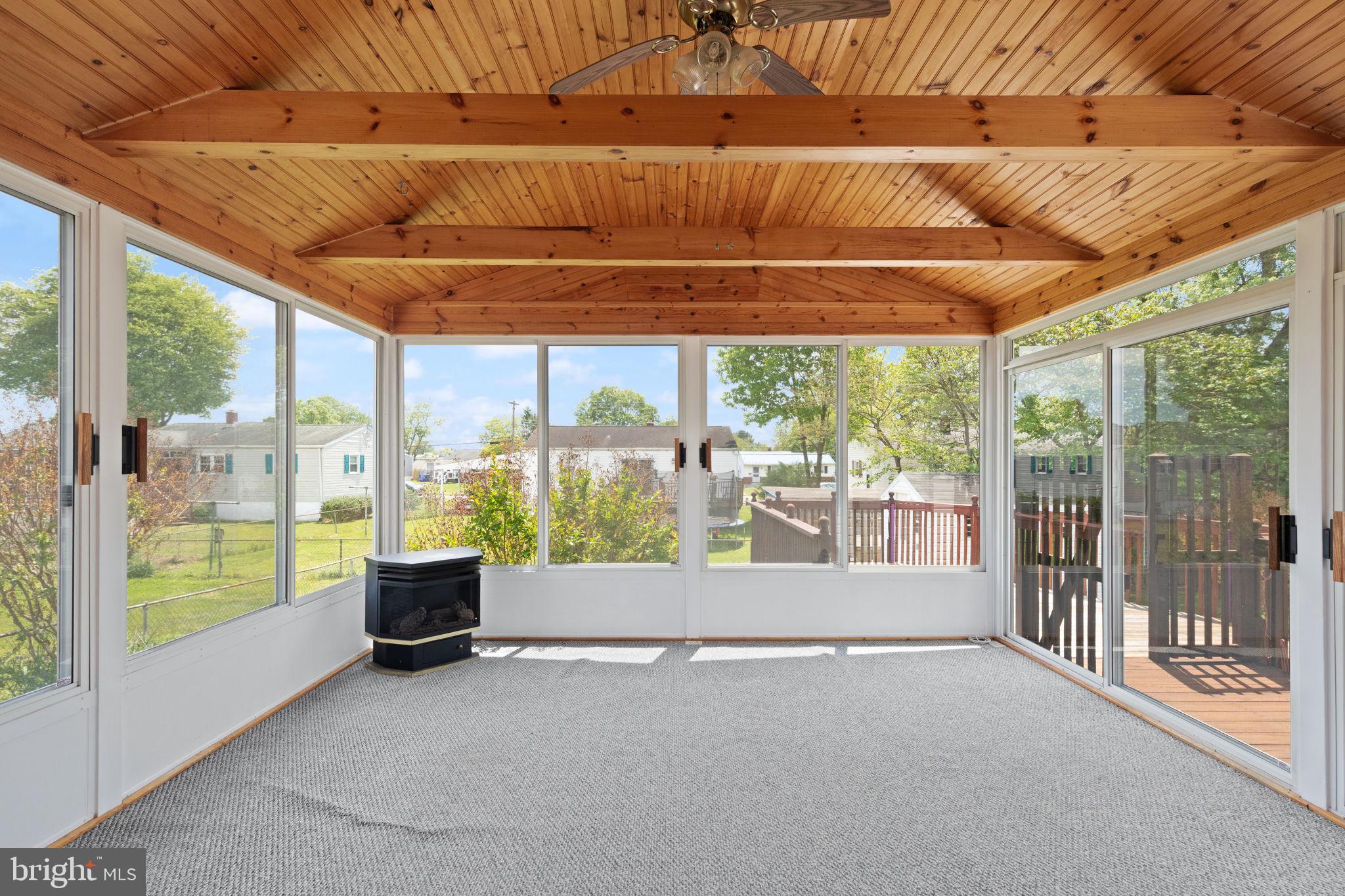 THOMSON ESTATES - Residential