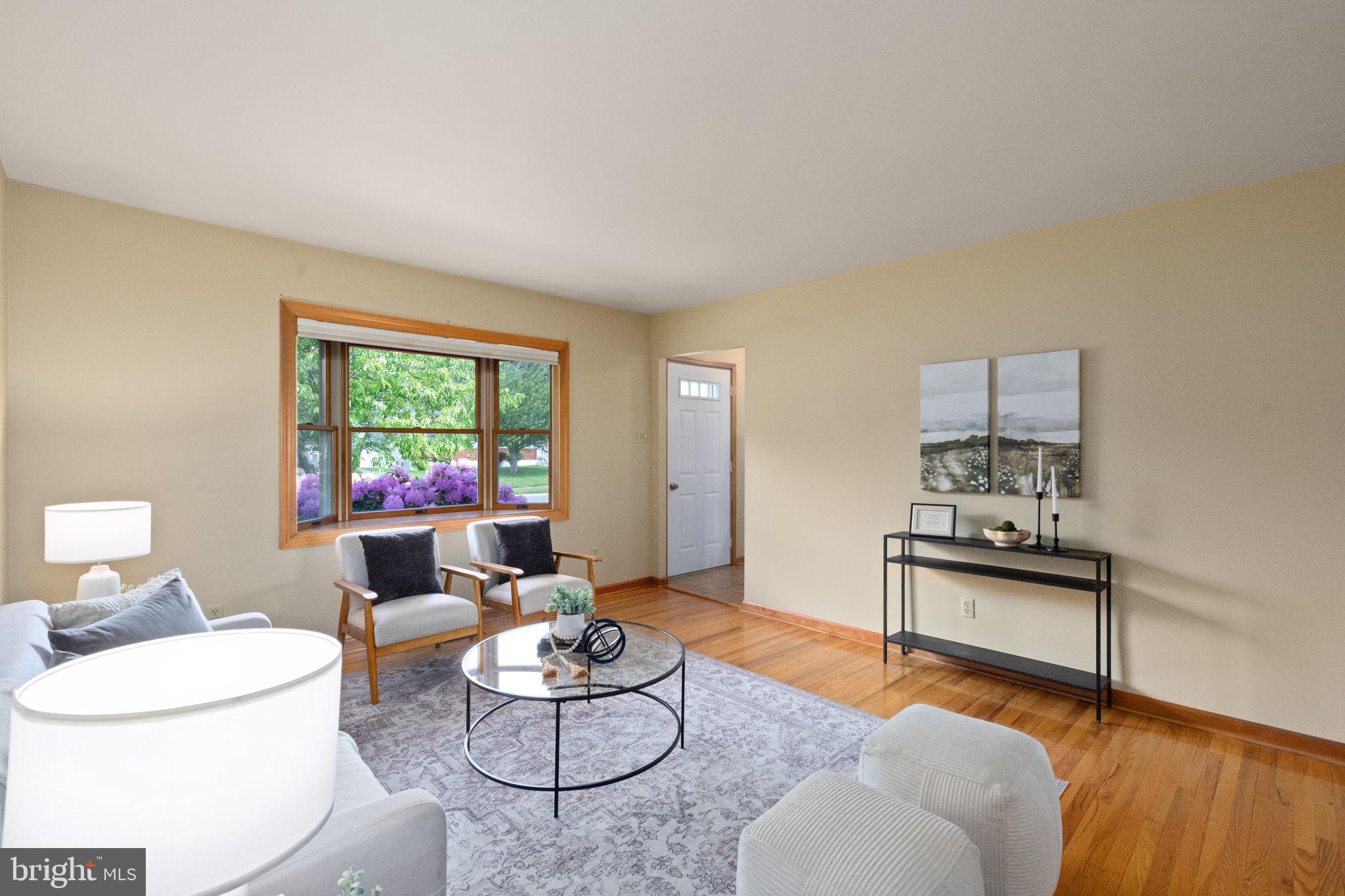 THOMSON ESTATES - Residential