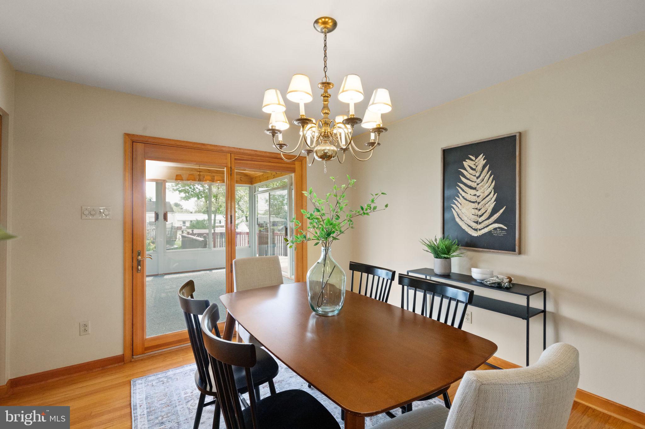 THOMSON ESTATES - Residential