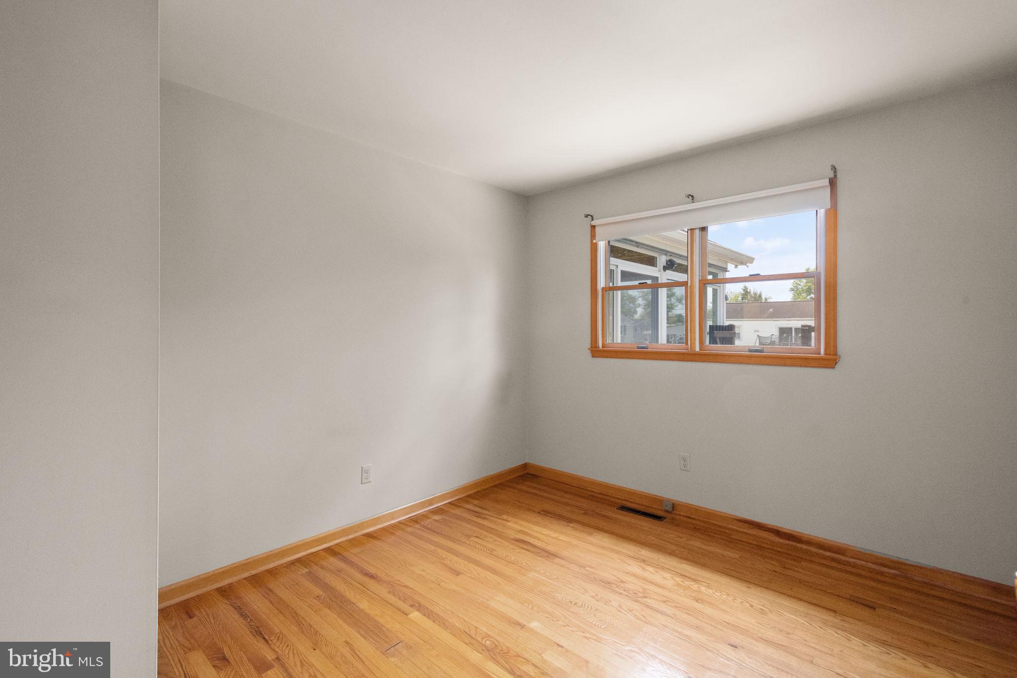 THOMSON ESTATES - Residential