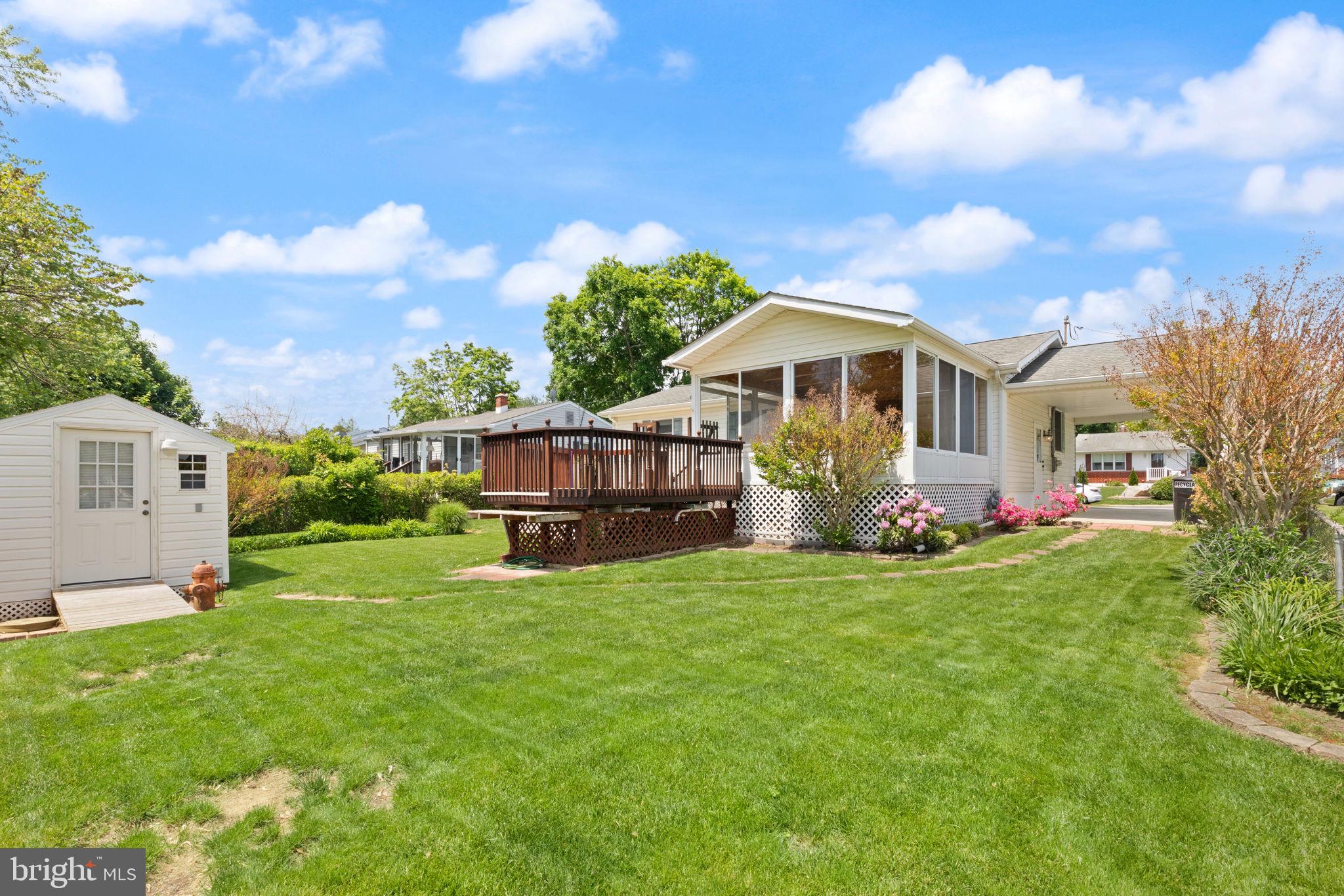 THOMSON ESTATES - Residential