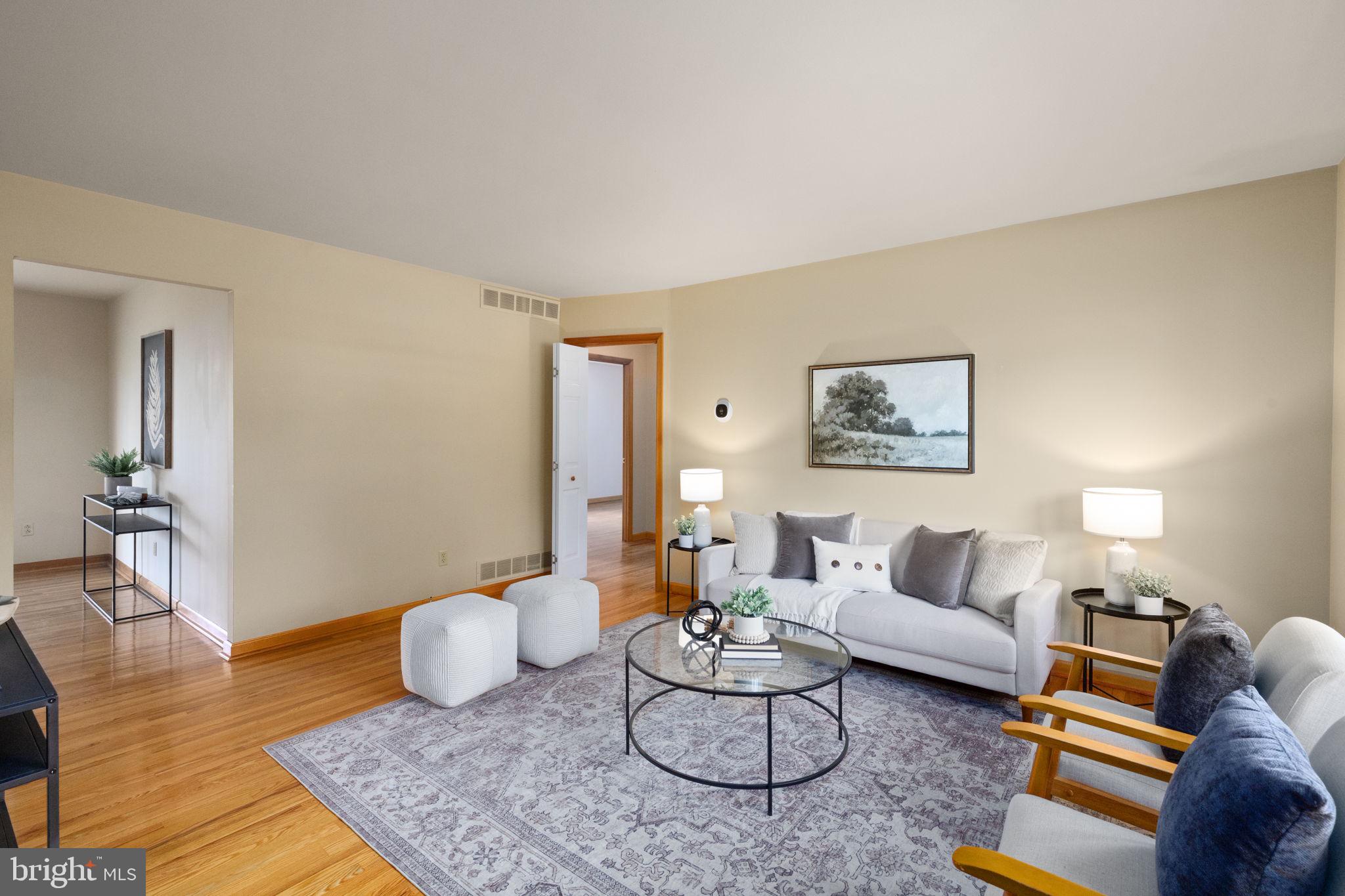 THOMSON ESTATES - Residential