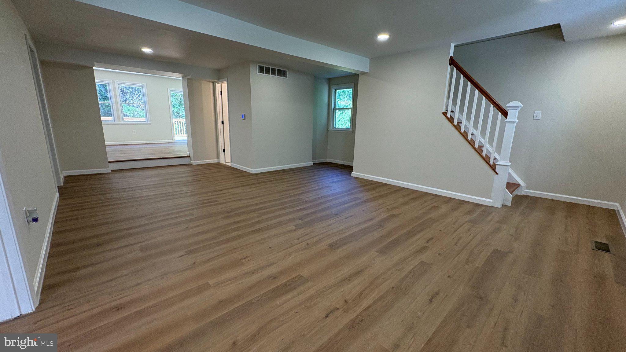 105 SIMMONS ROAD