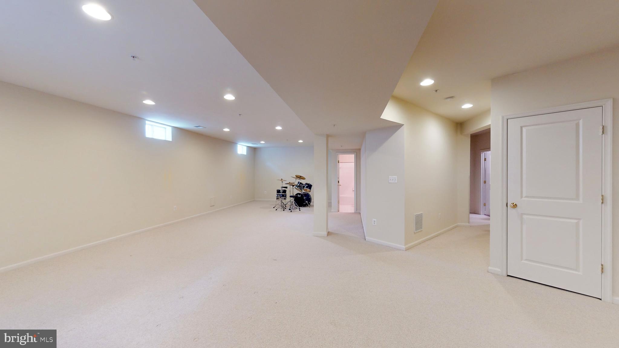 PARKSIDE CONDOMINIUMS - Residential