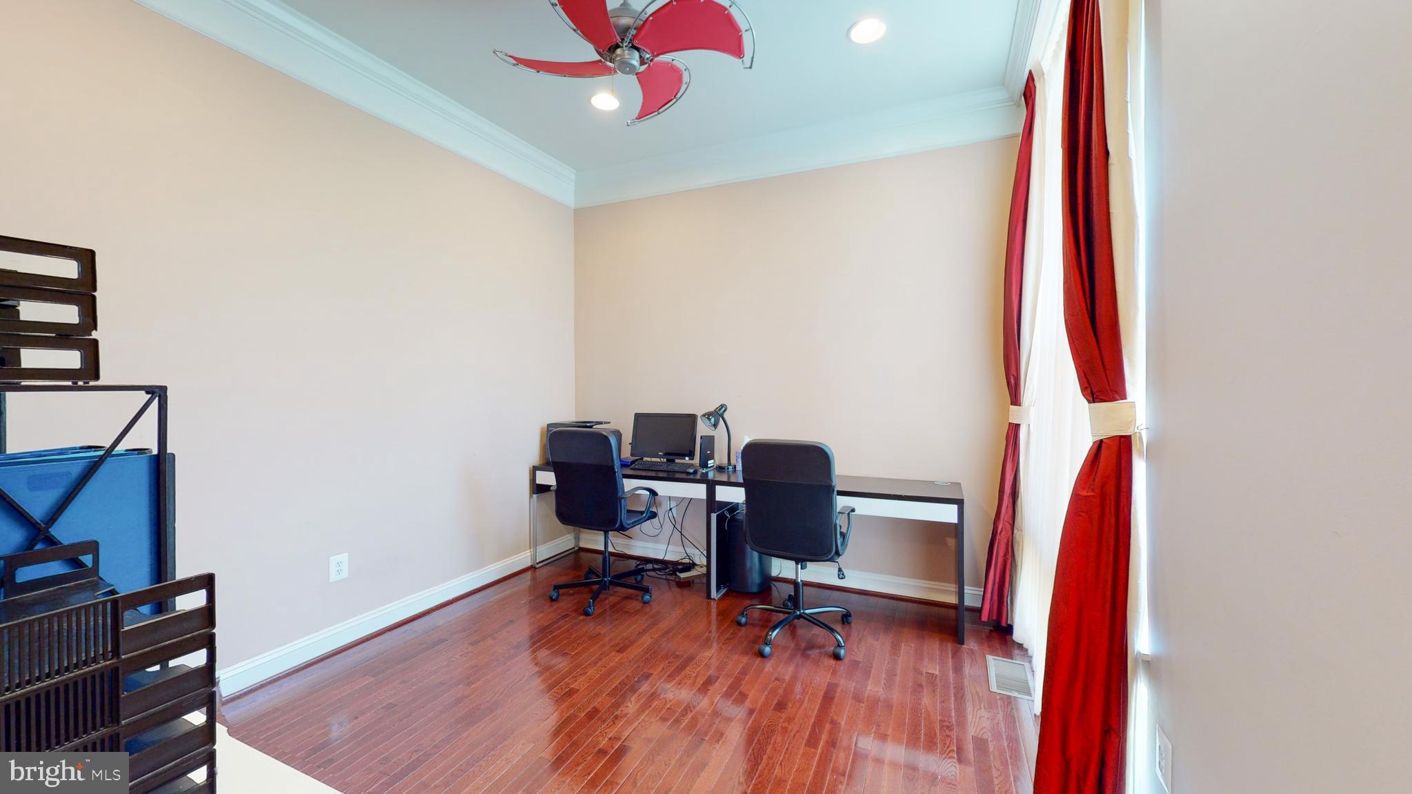 PARKSIDE CONDOMINIUMS - Residential