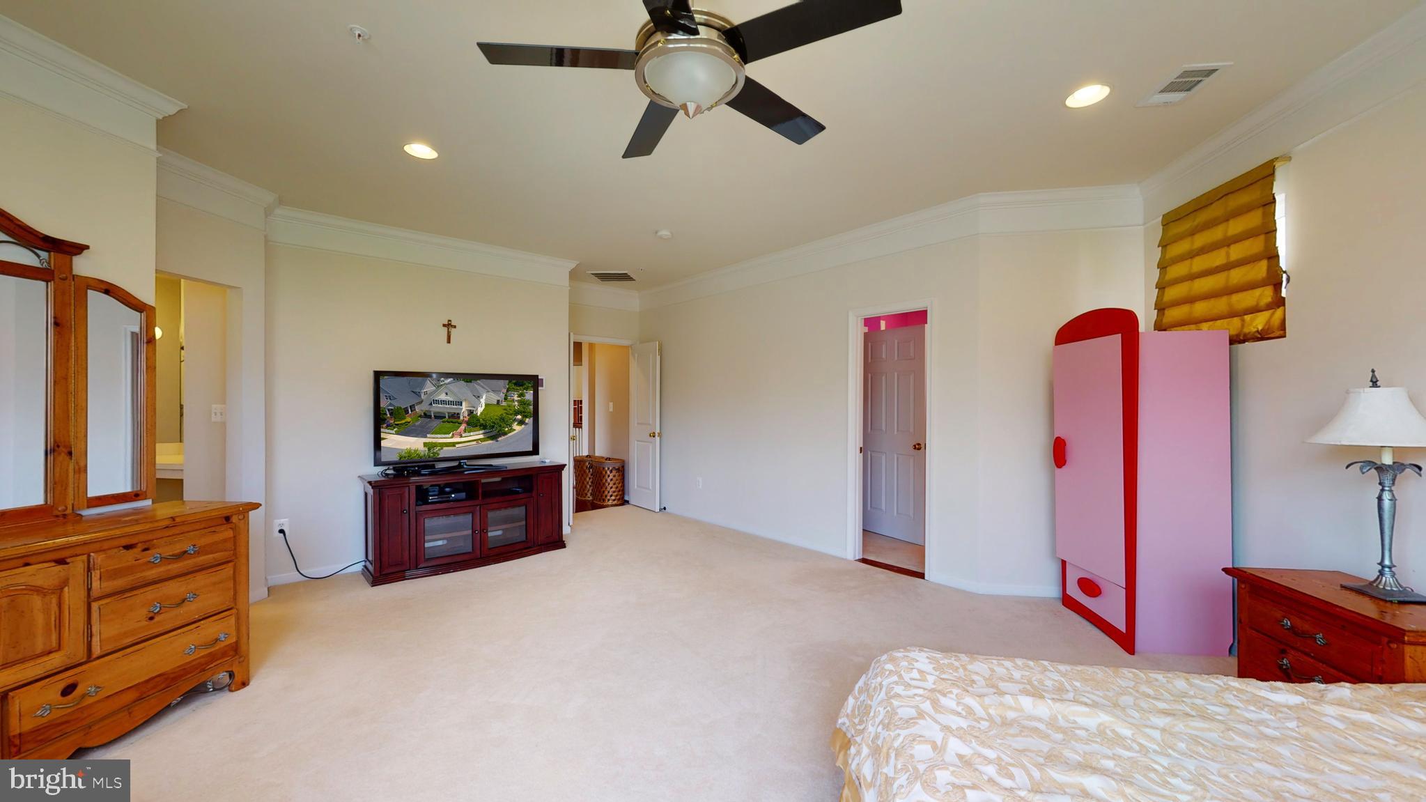 PARKSIDE CONDOMINIUMS - Residential