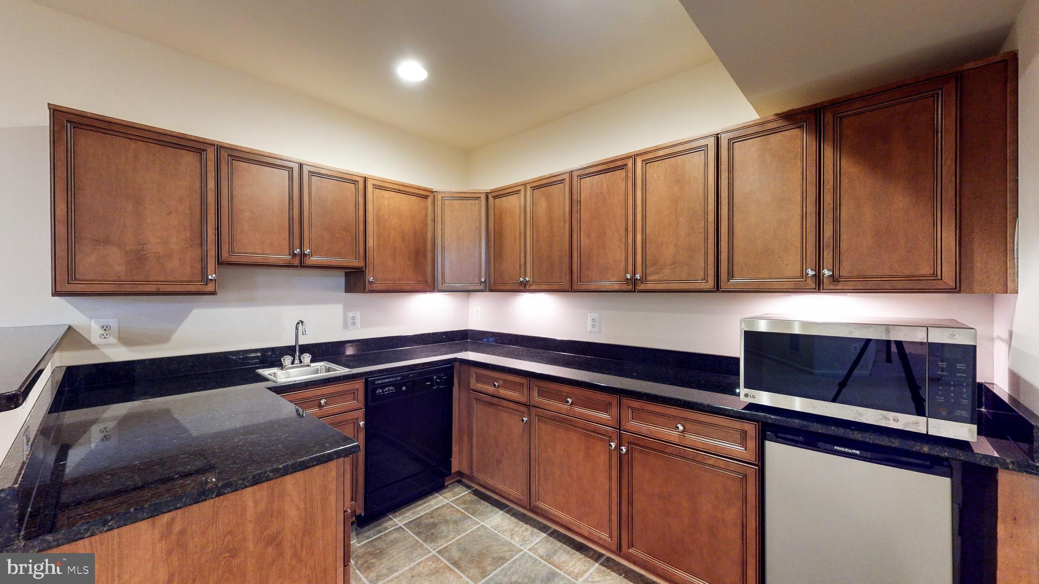 PARKSIDE CONDOMINIUMS - Residential